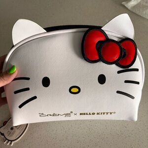 NWT Hello Kitty makeup bag